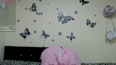 Liz7skinny online show from June 2026 12:32:02 AM
