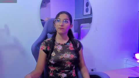 Snapshot of liz__cute chatting on October 2025 11:52:02 AM Lizeth online show from October 2025 11:52:02 AM