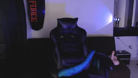 Snapshot of liz_beths chatting on October 2025 04:51:02 PM Elizabeth online show from October 2025 04:51:02 PM