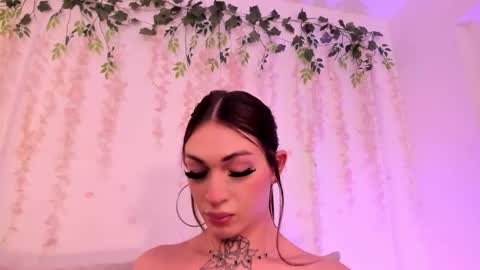 Liz Luna online show from February 2026 09:48:02 PM