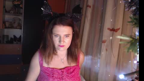 Snapshot of lizacakes chatting on December 2024 11:36:01 AM LizaCakes online show from December 2024 11:36:01 AM
