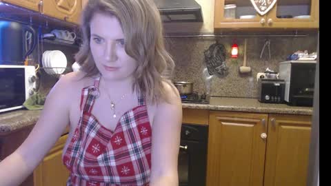 Snapshot of lizacakes chatting on December 2024 04:08:02 PM LizaCakes online show from December 2024 04:08:02 PM