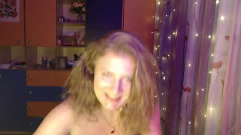 Snapshot of lizacakes chatting on January 2025 05:49:02 PM LizaCakes online show from January 2025 05:49:02 PM