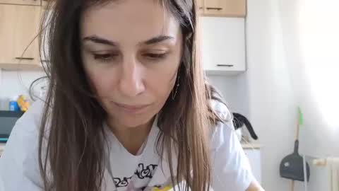 Snapshot of lizalish chatting on March 2025 09:33:02 AM Liza online show from March 2025 09:33:02 AM