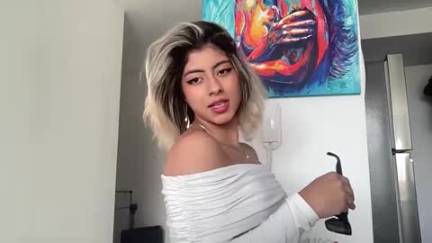 Snapshot of lizambarr chatting on November 2025 07:03:01 PM Lizeth online show from November 2025 07:03:01 PM