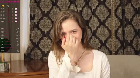 Snapshot of lizbethbiers chatting on December 2024 06:14:01 AM Hello there im Amelia Im new here Lets have fun online show from December 2024 06:14:01 AM