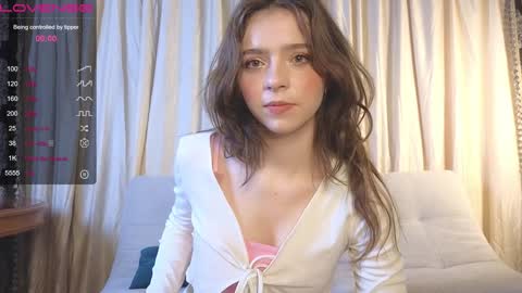 Snapshot of lizbethbiers chatting on February 2025 03:21:02 AM Hello there im Amelia Im new here Lets have fun online show from February 2025 03:21:02 AM