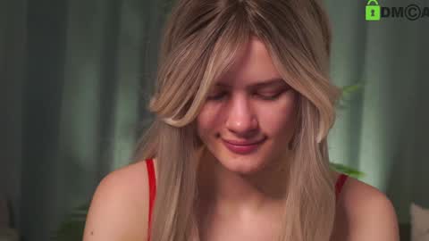 Snapshot of lizbethcoll chatting on January 2025 04:30:02 PM Sunnheart online show from January 2025 04:30:02 PM