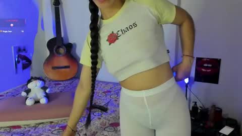 Snapshot of lizeth_sweet_ chatting on September 2025 12:44:02 AM lizeth online show from September 2025 12:44:02 AM