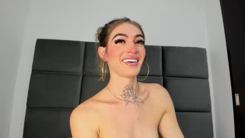 Snapshot of lizz_luna chatting on November 2025 05:58:02 PM lizz_luna online show from November 2025 05:58:02 PM