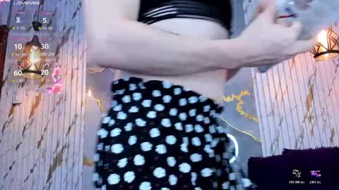 Snapshot of lizz_manson28 chatting on May 2026 12:21:02 PM Lizeth Tatiana Mahecha online show from May 2026 12:21:02 PM