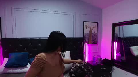 Snapshot of lizz_tender chatting on February 2025 11:29:02 AM Lizz online show from February 2025 11:29:02 AM