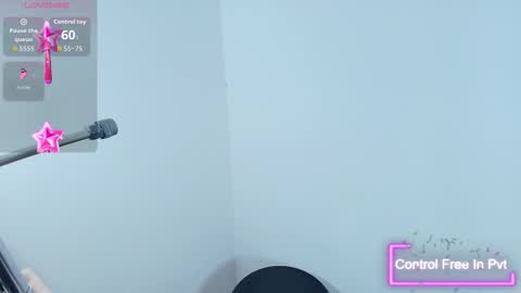 Lizz  online show from October 2025 11:42:02 AM