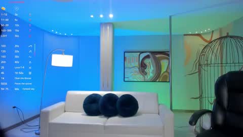 Lizzi  online show from October 2025 09:34:02 PM