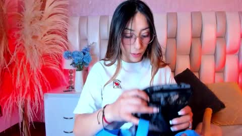 LIZZI online show from October 2025 01:29:01 PM