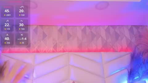 LIZZI online show from June 2026 08:03:01 PM