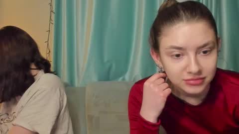 lizzi_muur online show from January 2025 03:26:01 PM