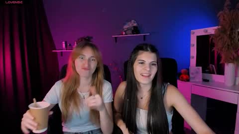 Snapshot of lizzie_boom chatting on September 2025 08:37:02 AM lizzie_boom online show from September 2025 08:37:02 AM
