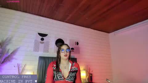  Lizzie  online show from June 2026 12:02:01 PM