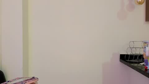 Snapshot of lizzie_williamss chatting on November 2025 03:28:02 AM lizzie_williamss online show from November 2025 03:28:02 AM