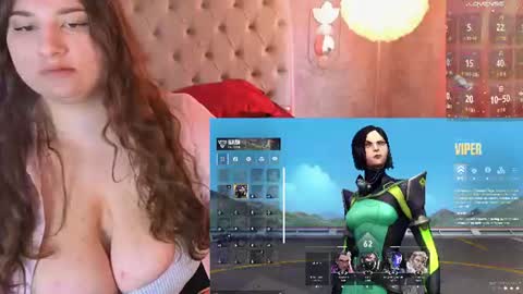 Snapshot of lizzy_sky chatting on June 2026 10:06:02 AM LizzySky online show from June 2026 10:06:02 AM