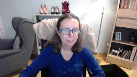 Lizzy online show from October 2025 04:24:02 AM