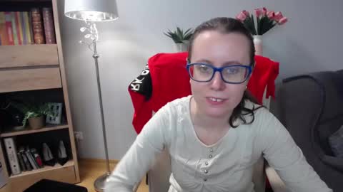 Snapshot of lizzy_sparkle chatting on March 2026 05:35:02 AM Lizzy online show from March 2026 05:35:02 AM