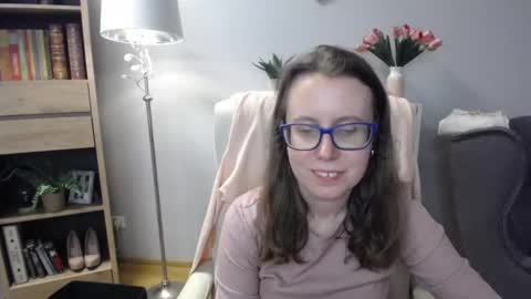 Snapshot of lizzy_sparkle chatting on March 2026 05:22:01 AM Lizzy online show from March 2026 05:22:01 AM