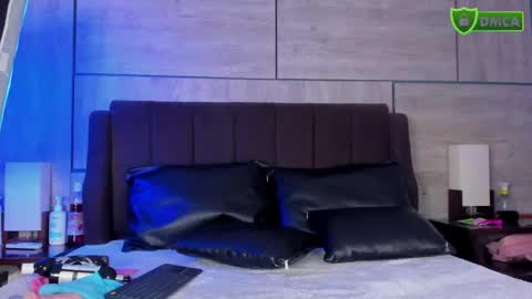 LizzySato online show from April 2026 06:49:02 PM