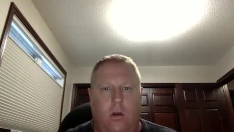 Snapshot of lkn4fun32 chatting on December 2024 10:46:02 PM lkn4fun32 online show from December 2024 10:46:02 PM