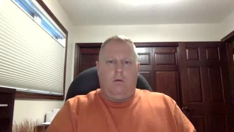 Snapshot of lkn4fun32 chatting on January 2025 04:02:02 PM lkn4fun32 online show from January 2025 04:02:02 PM