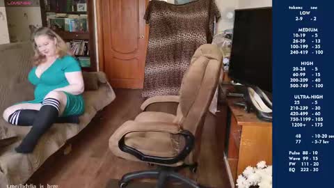 Snapshot of llia_orgel chatting on May 2026 12:13:02 PM Lia online show from May 2026 12:13:02 PM