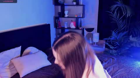 Arina online show from March 2025 11:54:02 PM