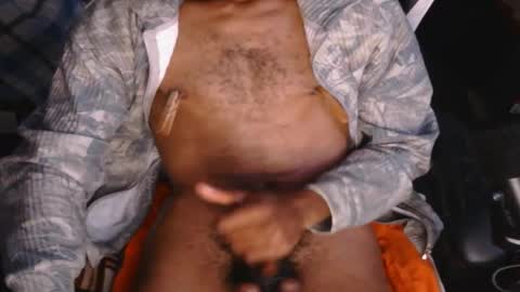 MaskedGooner online show from December 2025 05:02:01 AM