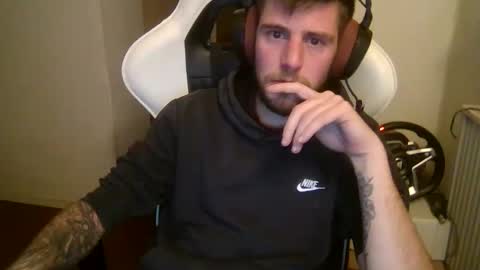 Snapshot of lobotomy54 chatting on November 2025 03:20:02 AM lobo online show from November 2025 03:20:02 AM