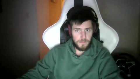 Snapshot of lobotomy54 chatting on December 2025 03:34:01 AM lobo online show from December 2025 03:34:01 AM