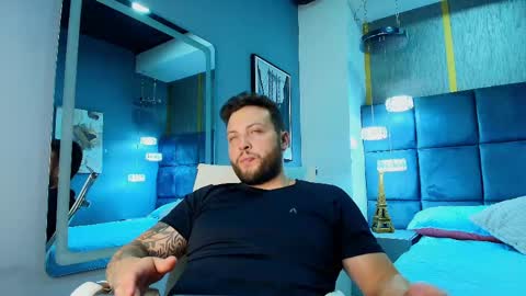 logan_austin online show from April 2026 08:33:01 PM