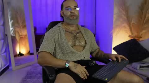 Snapshot of logan_cardenas1 chatting on June 2026 11:27:02 PM logan_cardenas1 online show from June 2026 11:27:02 PM