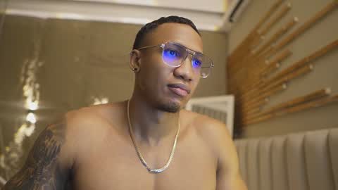 logan_varela online show from June 2026 10:25:01 AM