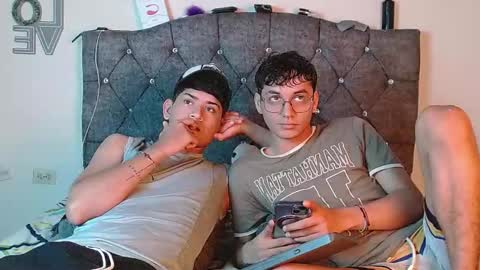 logan_willyams_ online show from September 2025 11:16:01 PM