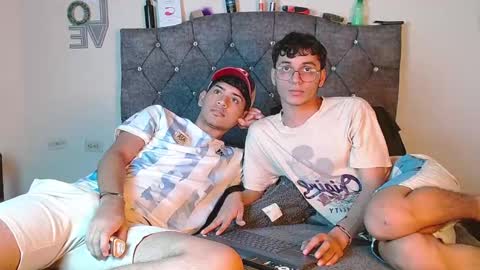 logan_willyams_ online show from September 2025 12:23:02 AM