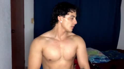 Snapshot of logan_x3 chatting on March 2025 08:33:02 AM Logan online show from March 2025 08:33:02 AM