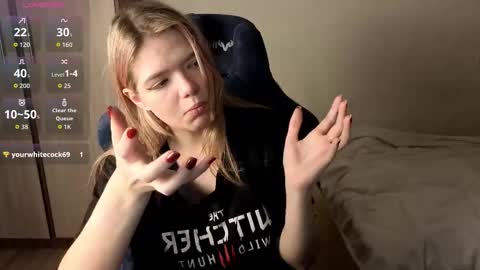 Snapshot of logandrive chatting on October 2025 01:23:04 PM Logan and Katana online show from October 2025 01:23:04 PM