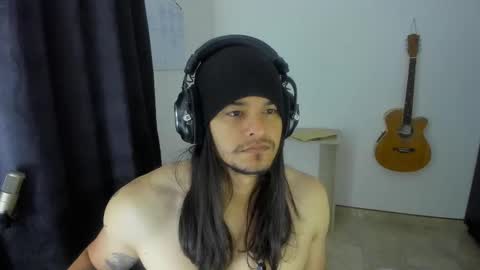 Snapshot of loganhot22 chatting on March 2025 10:02:02 AM Logan online show from March 2025 10:02:02 AM