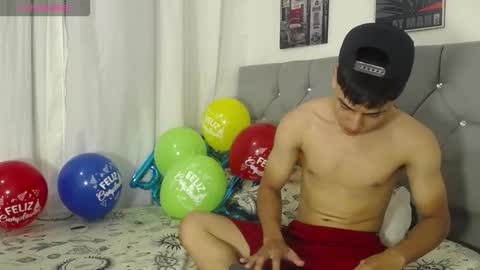 Snapshot of loganjhonson19 chatting on March 2026 02:13:02 AM loganjhonson19 online show from March 2026 02:13:02 AM