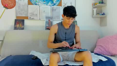 loganoficialx online show from April 2026 07:31:02 PM