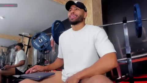 Snapshot of logansimmons chatting on September 2025 02:33:02 AM U can call me Logan online show from September 2025 02:33:02 AM