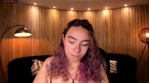 Loise online show from May 2026 07:07:01 PM