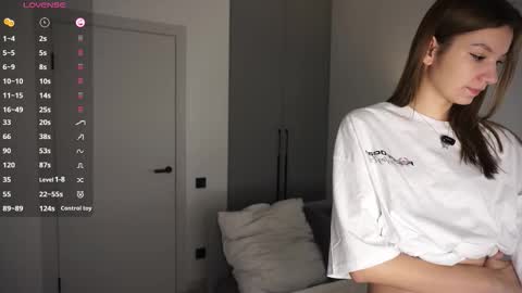 Elza online show from January 2026 07:16:01 PM