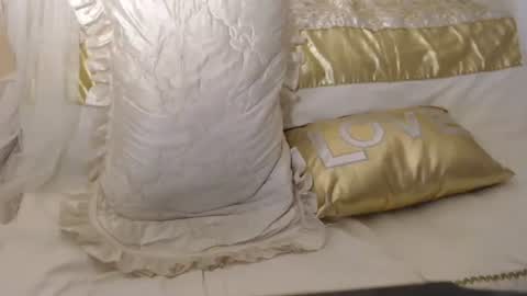 Lilu online show from December 2024 04:04:01 PM